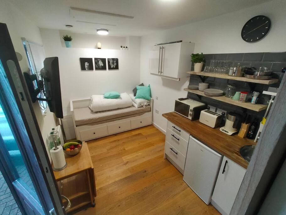 Private Self Contained Self Catering Flat Apartment Bristol Luaran gambar